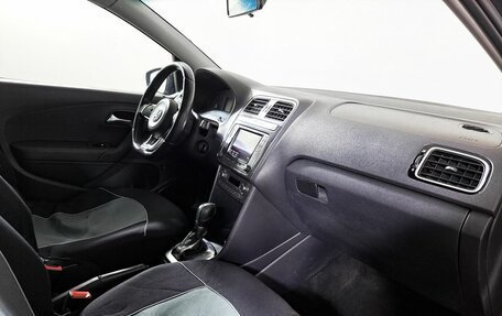 Volkswagen Polo VI (EU Market), 2018 год, 899 000 рублей, 11 фотография