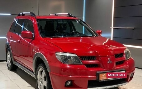 Mitsubishi Outlander III рестайлинг 3, 2005 год, 710 000 рублей, 7 фотография