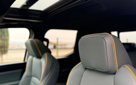 Toyota Tacoma, 2025 год, 11 900 000 рублей, 13 фотография