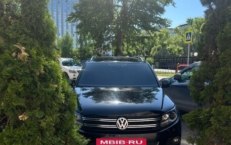 Volkswagen Tiguan I, 2012 год, 1 450 000 рублей, 2 фотография