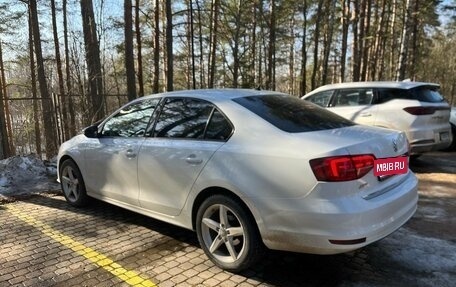 Volkswagen Jetta VI, 2016 год, 1 290 000 рублей, 4 фотография