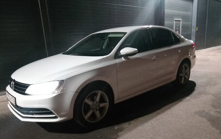 Volkswagen Jetta VI, 2016 год, 1 290 000 рублей, 13 фотография