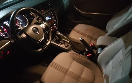 Volkswagen Jetta VI, 2016 год, 1 290 000 рублей, 21 фотография