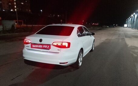 Volkswagen Jetta VI, 2016 год, 1 290 000 рублей, 18 фотография