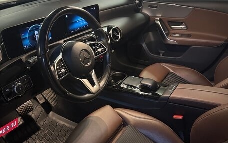 Mercedes-Benz A-Класс, 2018 год, 2 300 000 рублей, 6 фотография