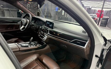 BMW 7 серия, 2016 год, 3 990 000 рублей, 8 фотография