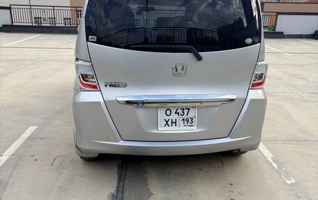 Honda Freed I, 2013 год, 1 235 000 рублей, 5 фотография