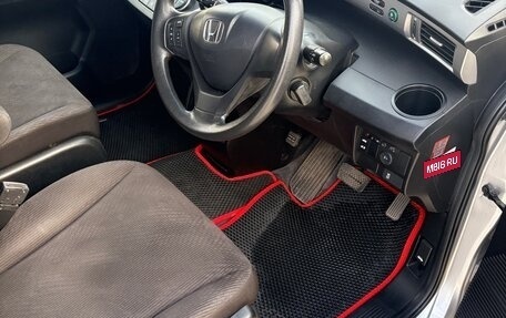 Honda Freed I, 2013 год, 1 235 000 рублей, 12 фотография