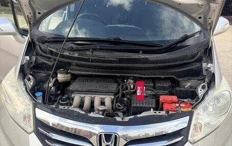 Honda Freed I, 2013 год, 1 235 000 рублей, 17 фотография