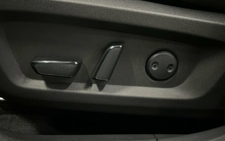 Mitsubishi Outlander, 2023 год, 3 650 000 рублей, 23 фотография