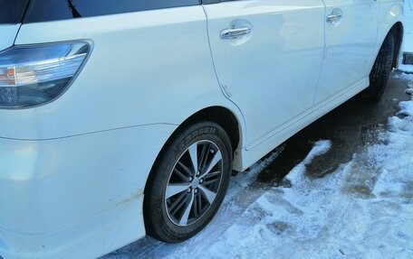 Toyota Wish II, 2013 год, 1 430 000 рублей, 5 фотография