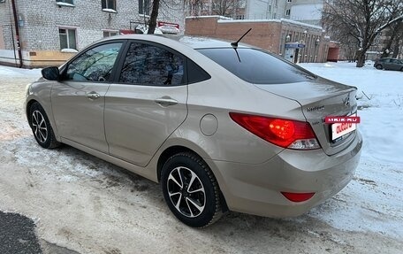 Hyundai Solaris II рестайлинг, 2011 год, 845 000 рублей, 4 фотография