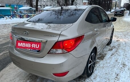 Hyundai Solaris II рестайлинг, 2011 год, 845 000 рублей, 7 фотография