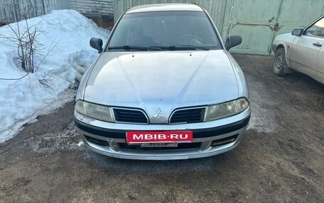 Mitsubishi Carisma I, 2001 год, 75 000 рублей, 1 фотография
