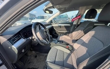 Volkswagen Passat B8 рестайлинг, 2023 год, 2 242 000 рублей, 10 фотография