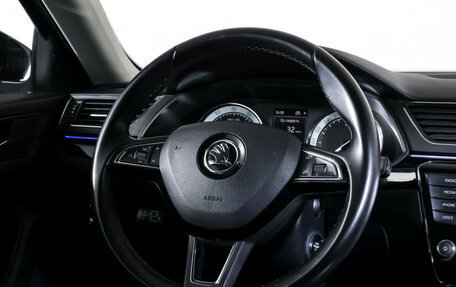 Skoda Superb III рестайлинг, 2016 год, 1 990 000 рублей, 15 фотография