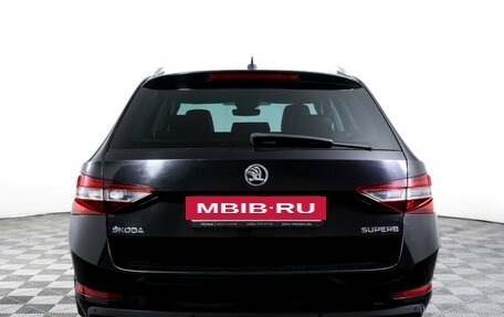 Skoda Superb III рестайлинг, 2016 год, 1 990 000 рублей, 6 фотография