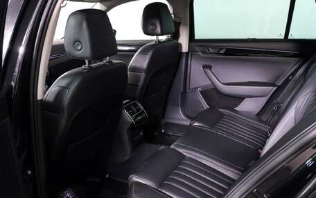 Skoda Superb III рестайлинг, 2016 год, 1 990 000 рублей, 11 фотография