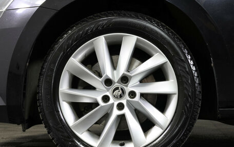 Skoda Superb III рестайлинг, 2016 год, 1 990 000 рублей, 24 фотография