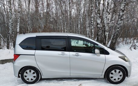Honda Freed I, 2010 год, 1 195 000 рублей, 7 фотография