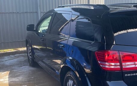 Dodge Journey I, 2010 год, 890 000 рублей, 3 фотография