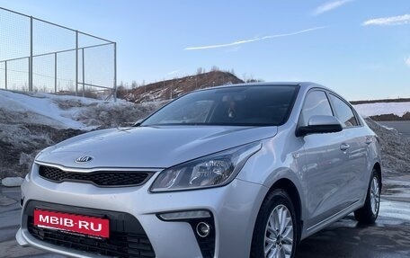 KIA Rio IV, 2018 год, 1 290 000 рублей, 1 фотография