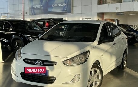Hyundai Solaris II рестайлинг, 2013 год, 710 000 рублей, 1 фотография