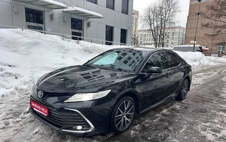 Toyota Camry, 2021 год, 2 980 000 рублей, 1 фотография