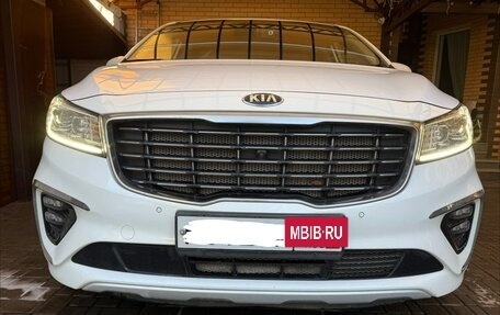 KIA Carnival III, 2018 год, 3 100 000 рублей, 7 фотография