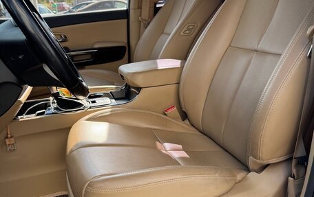 KIA Carnival III, 2018 год, 3 100 000 рублей, 23 фотография