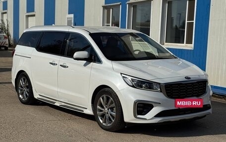 KIA Carnival III, 2018 год, 3 100 000 рублей, 29 фотография