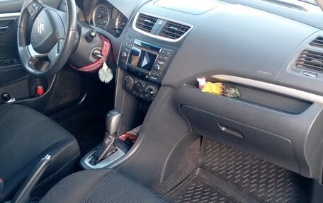 Suzuki Swift IV, 2011 год, 850 000 рублей, 6 фотография