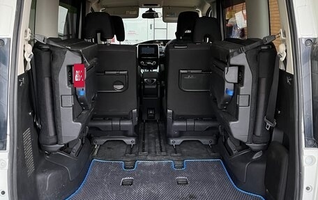 Nissan Serena IV, 2016 год, 1 780 000 рублей, 19 фотография