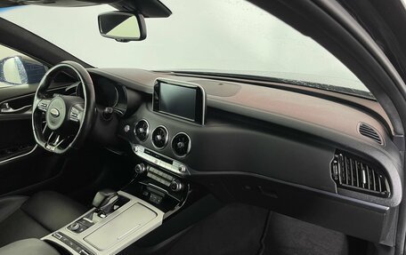 KIA Stinger I, 2018 год, 3 500 000 рублей, 11 фотография