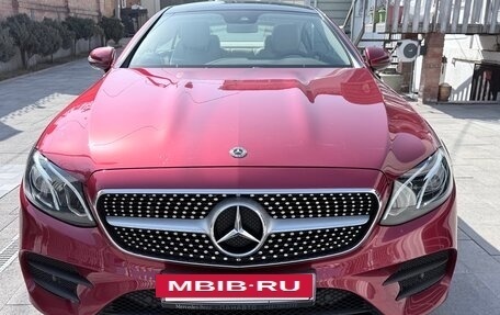 Mercedes-Benz E-Класс, 2019 год, 4 700 000 рублей, 2 фотография
