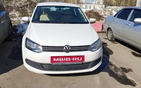 Volkswagen Polo VI (EU Market), 2010 год, 850 000 рублей, 13 фотография