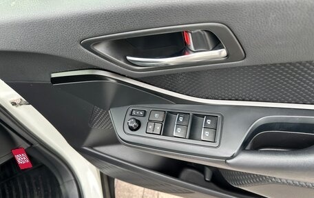 Toyota C-HR I рестайлинг, 2018 год, 2 299 000 рублей, 5 фотография