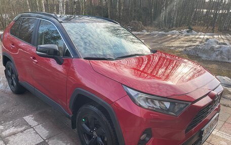 Toyota RAV4, 2021 год, 3 700 000 рублей, 16 фотография
