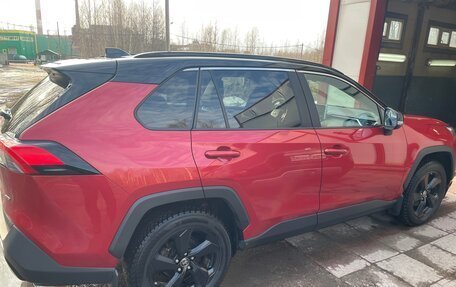 Toyota RAV4, 2021 год, 3 700 000 рублей, 7 фотография