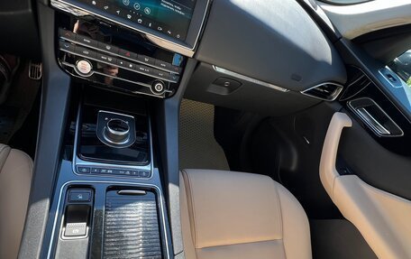 Jaguar F-Pace, 2019 год, 3 580 000 рублей, 12 фотография