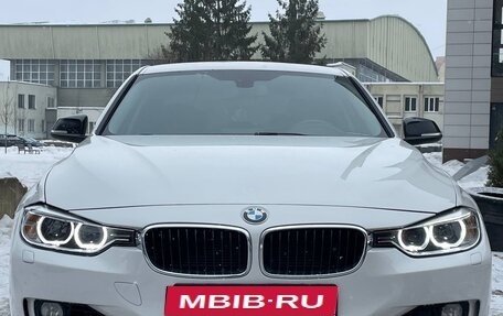BMW 3 серия, 2013 год, 1 800 000 рублей, 12 фотография
