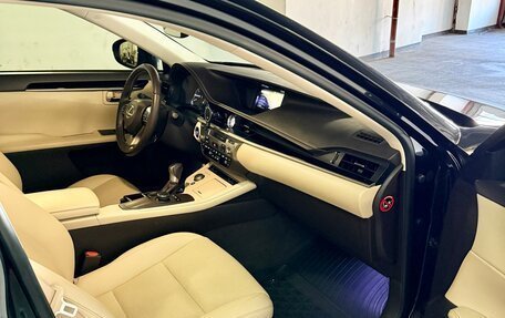 Lexus ES VII, 2017 год, 3 500 000 рублей, 9 фотография