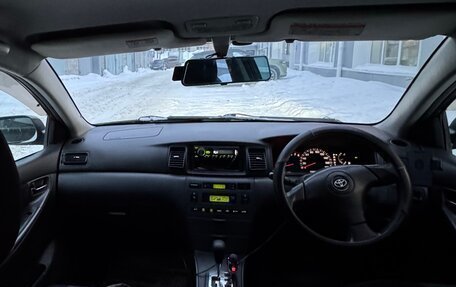 Toyota Corolla, 2002 год, 645 000 рублей, 8 фотография