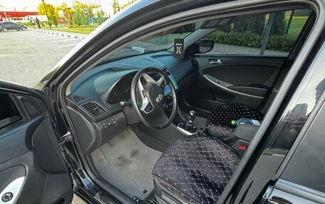 Hyundai Solaris II рестайлинг, 2011 год, 780 000 рублей, 7 фотография