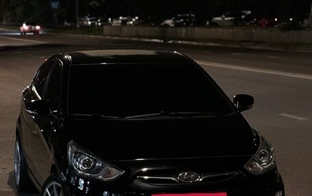 Hyundai Solaris II рестайлинг, 2011 год, 780 000 рублей, 9 фотография