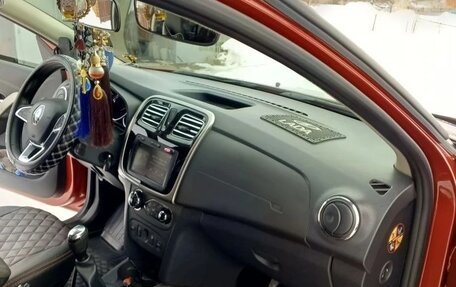 Renault Logan II, 2020 год, 1 300 000 рублей, 11 фотография