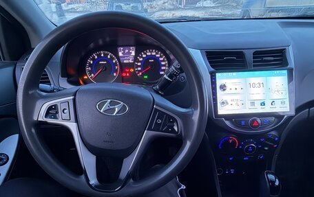 Hyundai Solaris II рестайлинг, 2015 год, 475 000 рублей, 8 фотография