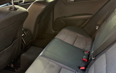 Mercedes-Benz C-Класс, 2011 год, 1 000 000 рублей, 8 фотография