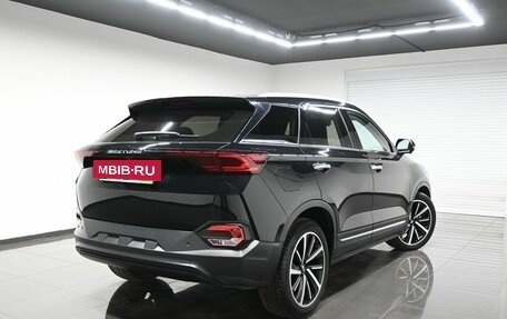 FAW Bestune T77, 2022 год, 1 895 000 рублей, 2 фотография