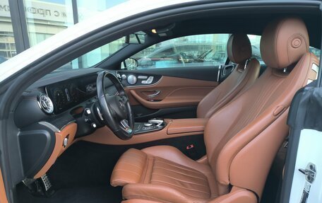 Mercedes-Benz E-Класс, 2018 год, 3 590 000 рублей, 14 фотография